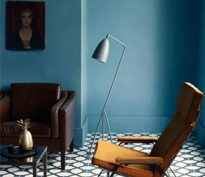 踢腳線，你還是隱藏了吧