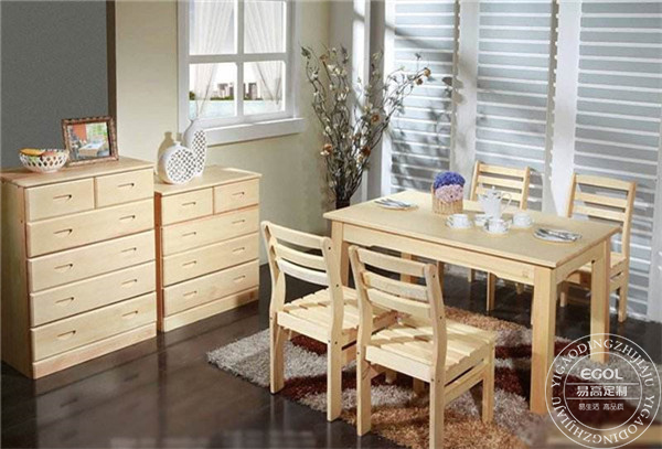 松木家具的價格是多少？