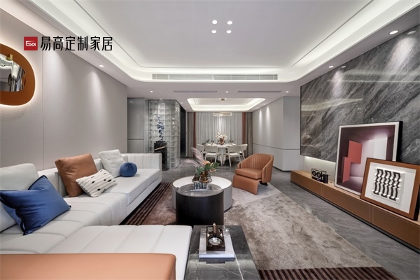 在定制家具的過程中，應該注重哪些方面？